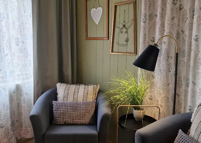 Birk Bed & Birds Bed & Breakfast Svanvik