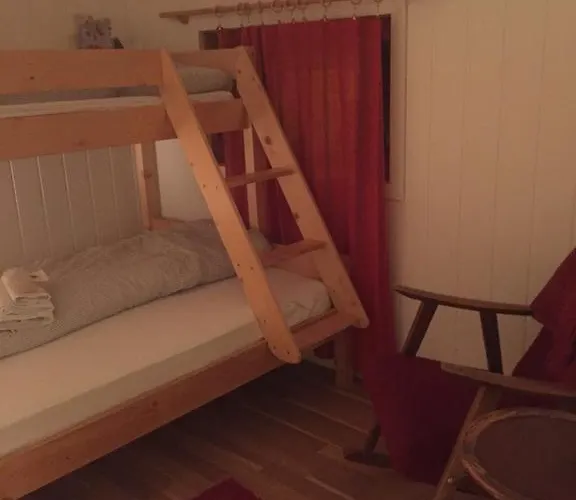 Birk Bed&birds Oda ve Kahvaltı Svanvik